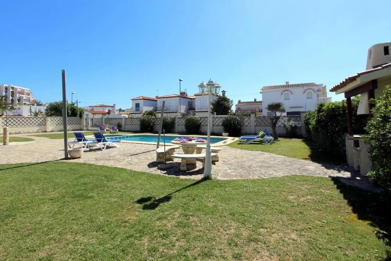 Leon Inmo Apartment Elen - 10417 Empuriabrava Spain