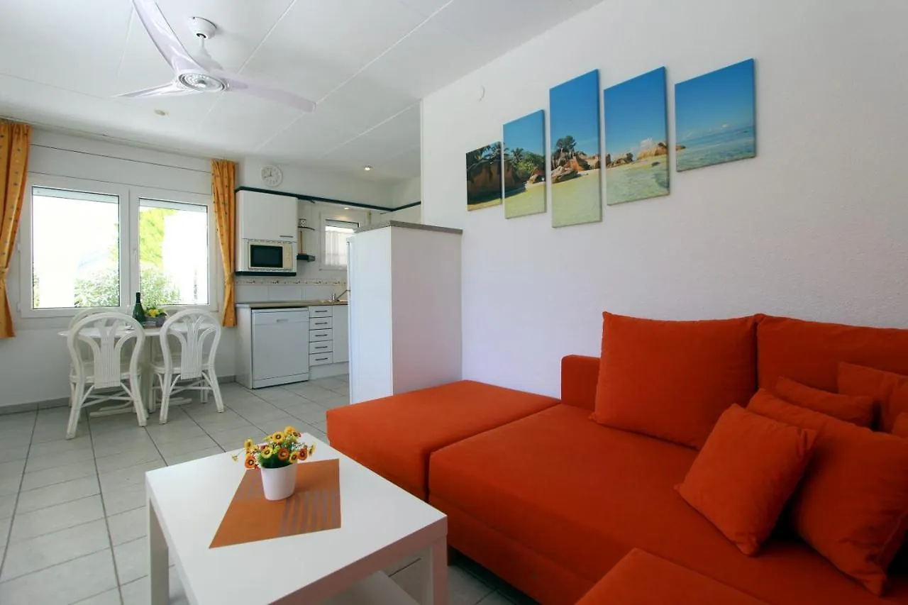 Leon Inmo Apartment Elen - 10417 Empuriabrava Spain