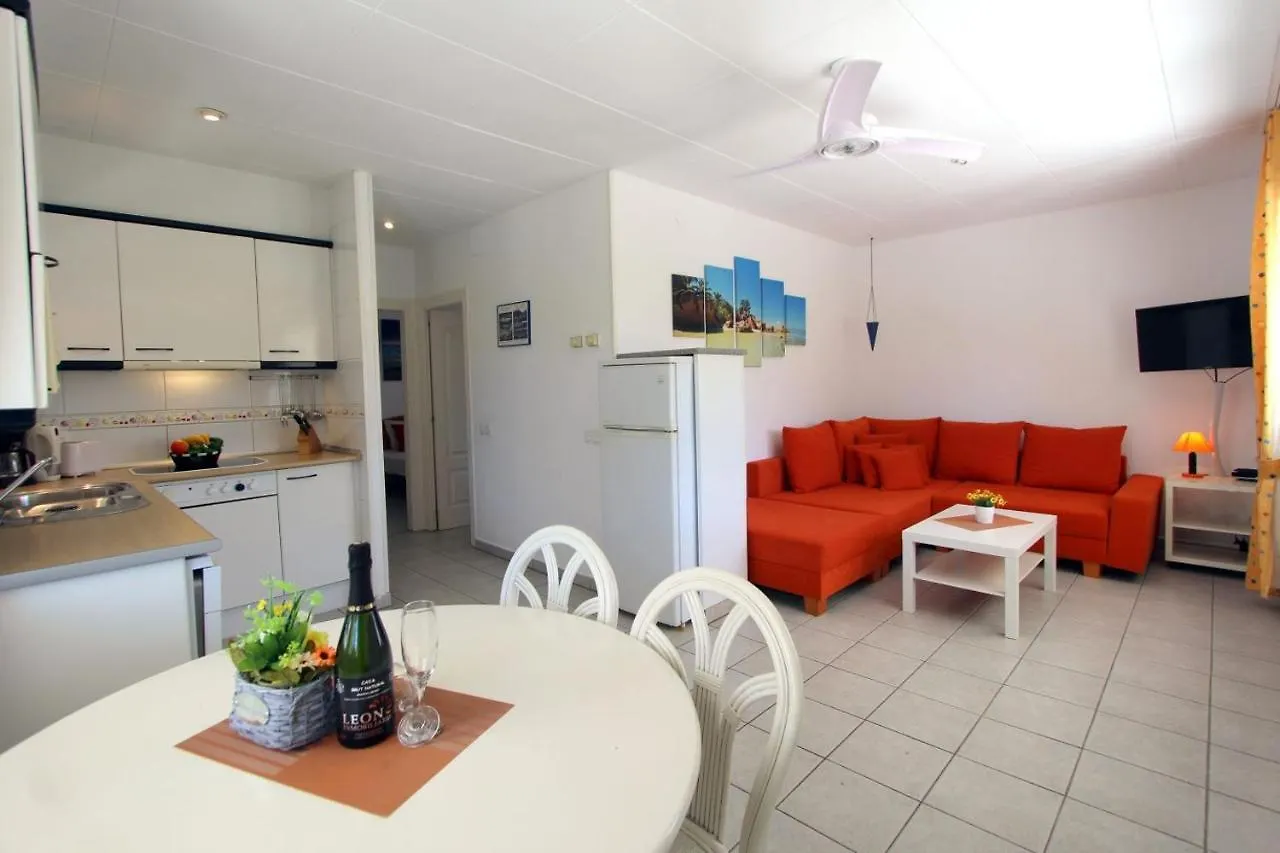 Leon Inmo Apartment Elen - 10417 Empuriabrava